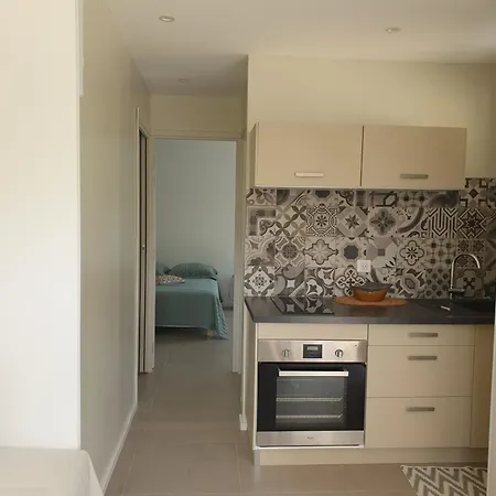 Gozzi Mandriolu Apartmán Afa